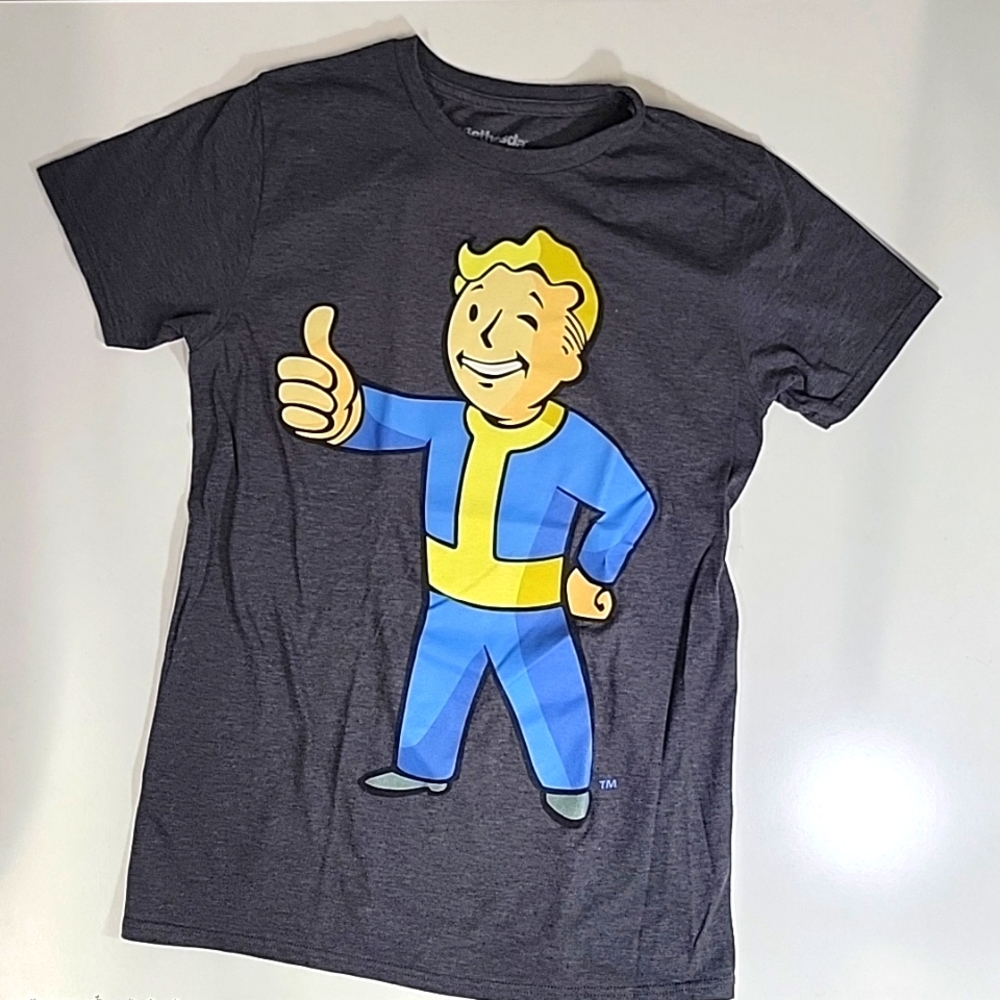NWOT Bethesda Fall Out Boy gamer shirt